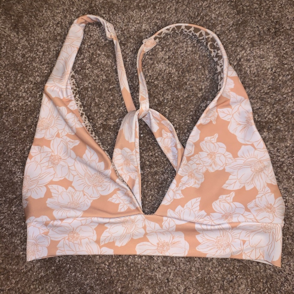 Acacia Naked Mag Top